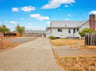 1215 H St #A & B, Centralia, WA 98531