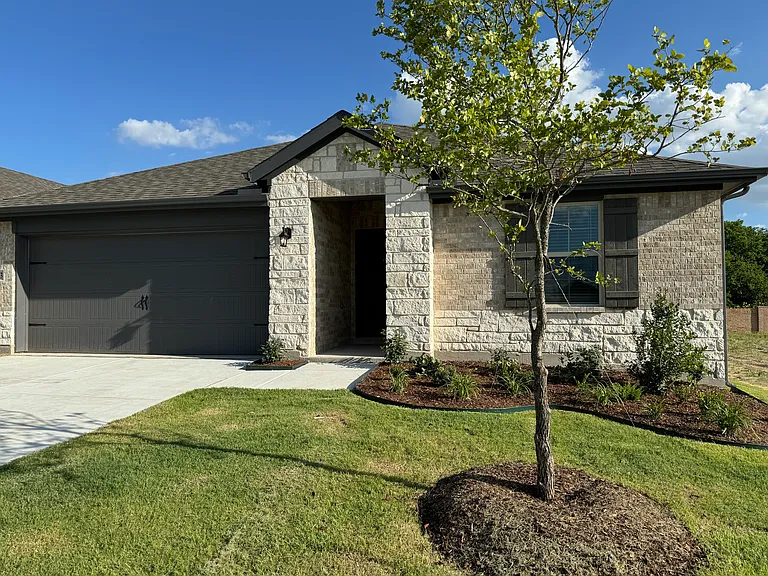 3333 Cross Shore Dr — Photo 2
