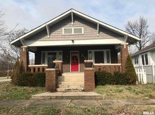 1028 Maple St, Murphysboro, IL 62966