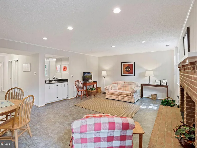 6571 Snowbell Ln — Photo 18