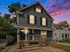 1912 S Burdick St, Kalamazoo, MI