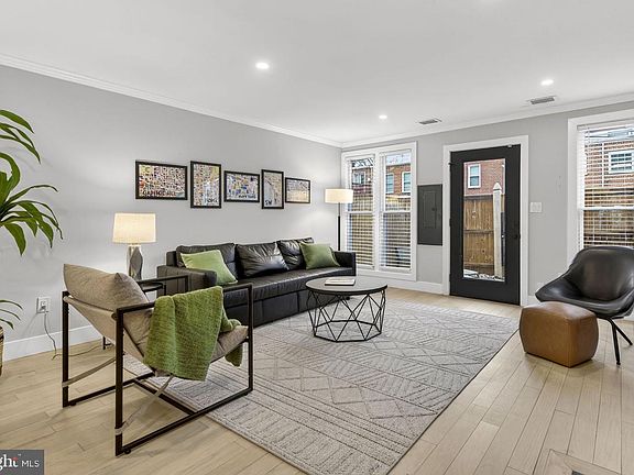 5th image of 1409 S Capitol St SW