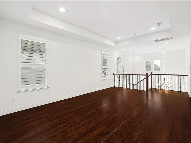 8047 Sunflower Ln — Photo 15