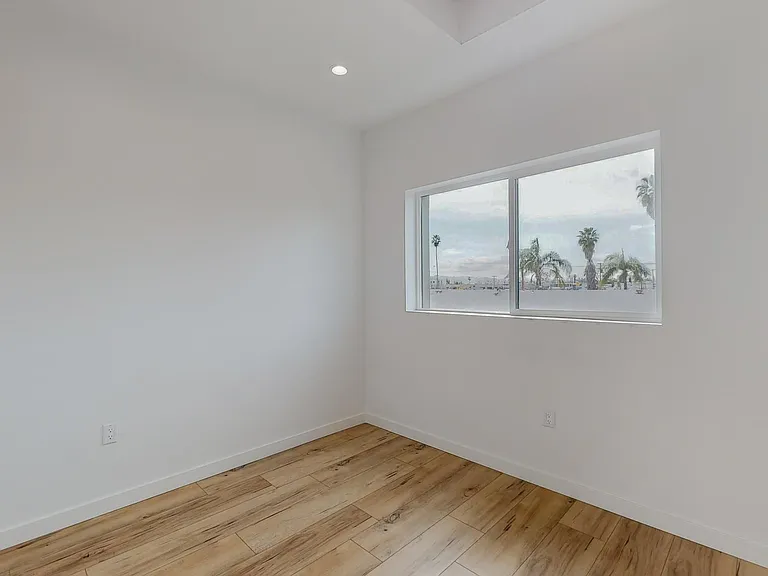 16010 Cantlay St #2 — Photo 10