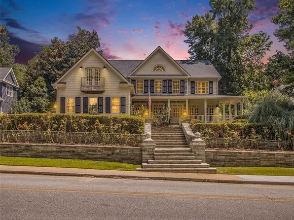 3857 Ivy Rd NE, Atlanta, GA 30342