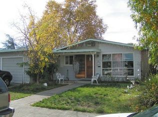 613 Ashbury Ave, Santa Rosa, CA 95404