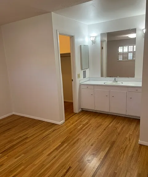 3004 Utah St NE — Photo 16
