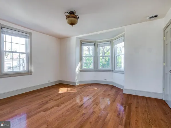 21 Ellis St Floor 2, Haddonfield, NJ 08033
