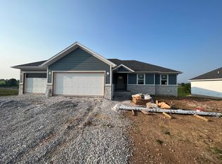 2604 W Webb Rd, Ozark, MO 65721