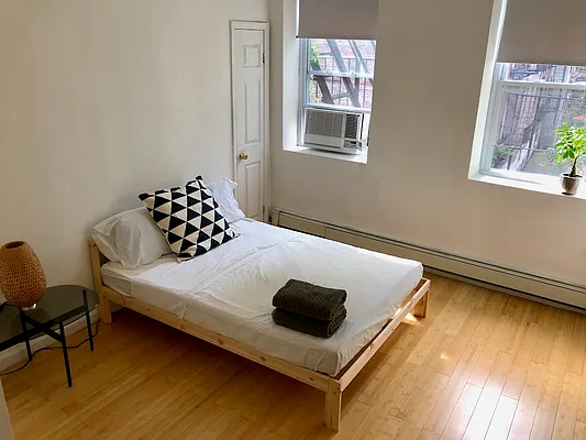 Rented by Artifact.co | media 2