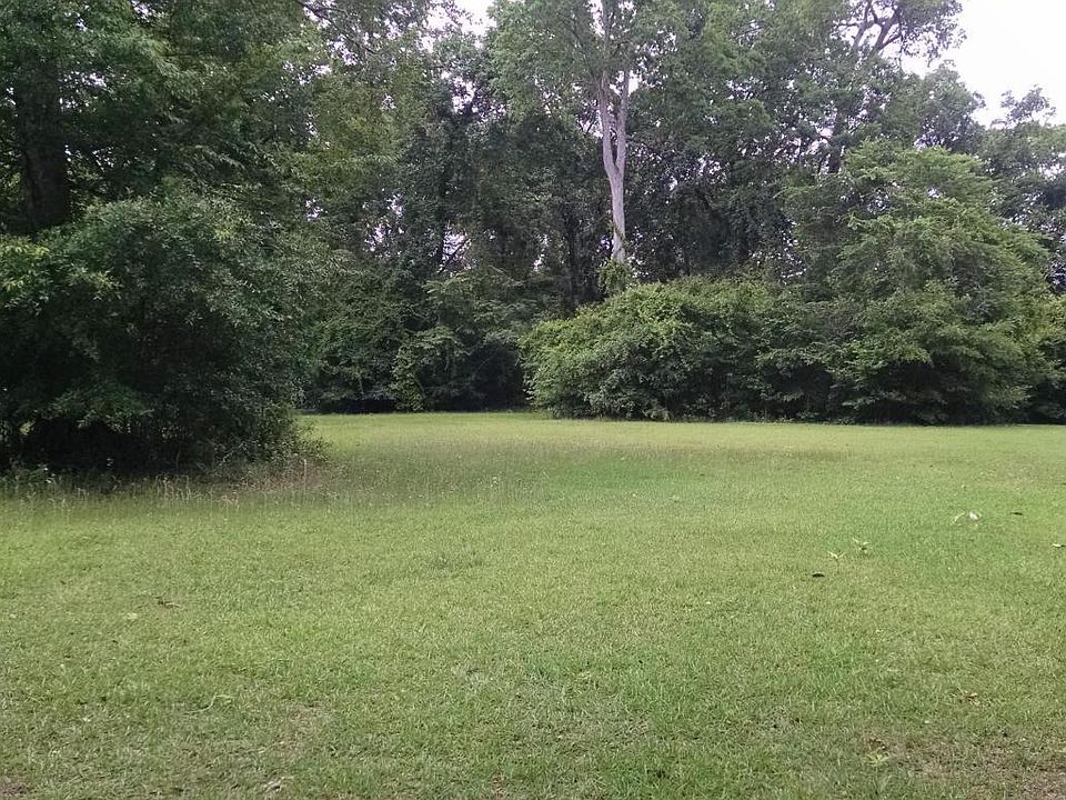 2nd image of Oak Dr