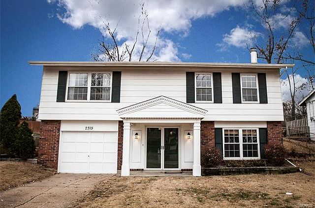 1st image of 2319 Wesglen Estates Dr