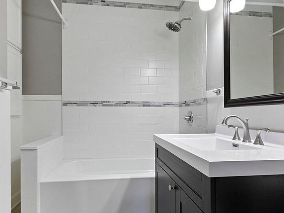 3rd image of 1132 Selby Ave #1