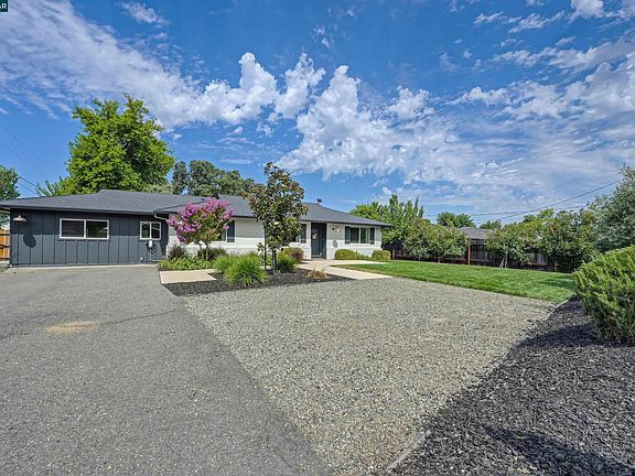 2nd image of 4246 Laird Rd