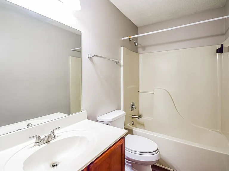 4506 Shadow Hollow Dr — Photo 15