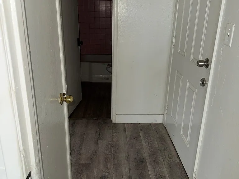 817 E Channel St #1 — Photo 3