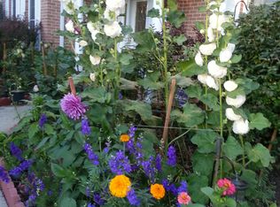 6351 Lockwood Ln, Gurnee, IL 60031