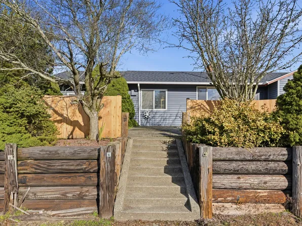 5701 N 46th St #B, Tacoma, WA 98407