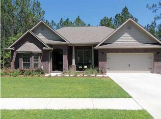 333 Concert Ct, Freeport, FL 32439