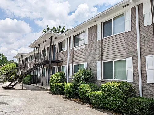 Somerset Apartments Photo 1