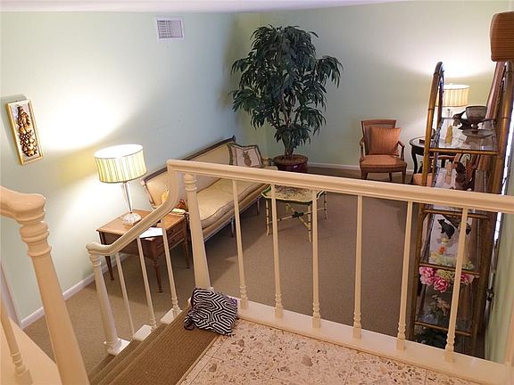 4th image of 857 Avenue F