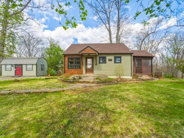 4925 Oak Rd NW, Roanoke, VA 24017