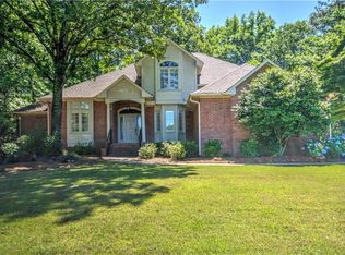 887 Annabrook Dr, Auburn, AL 36830