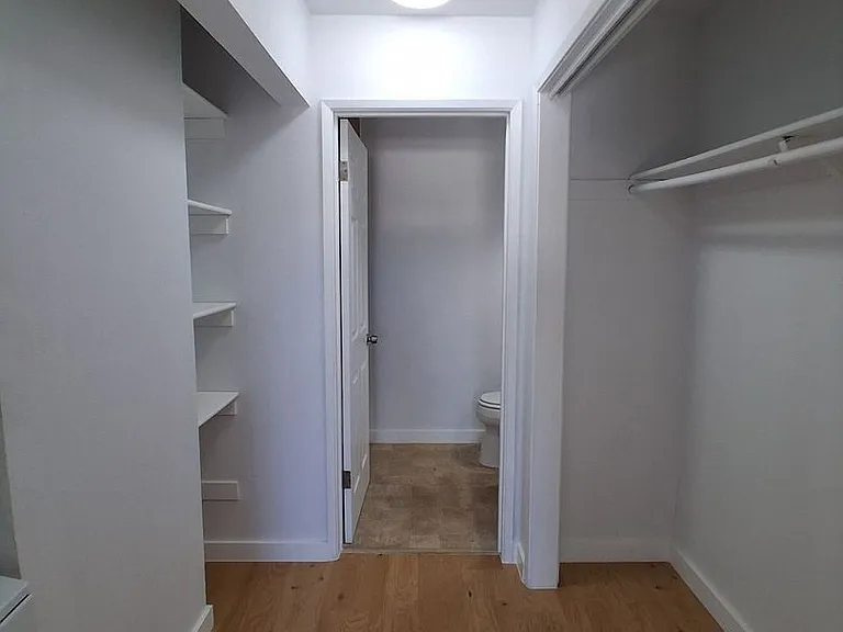 1190 S Winery Ave #222 — Photo 17