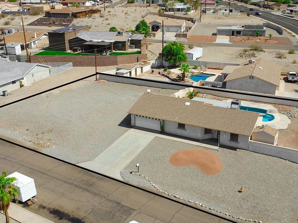 1st image of 2301 Sahara Dr