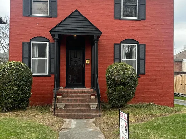 220 E Prospect St, Covington, VA 24426