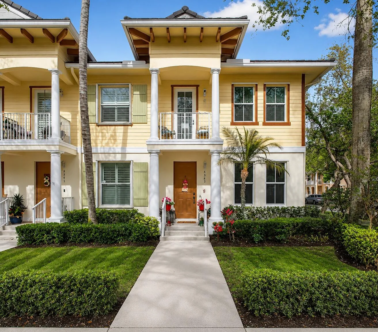 2 bed, 2.5 bath, 1334 sqft, $3,950 — Photo 1