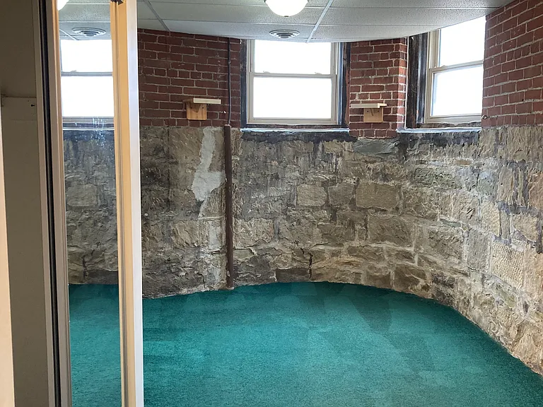 5752 Ellsworth Ave #11-C — Photo 32