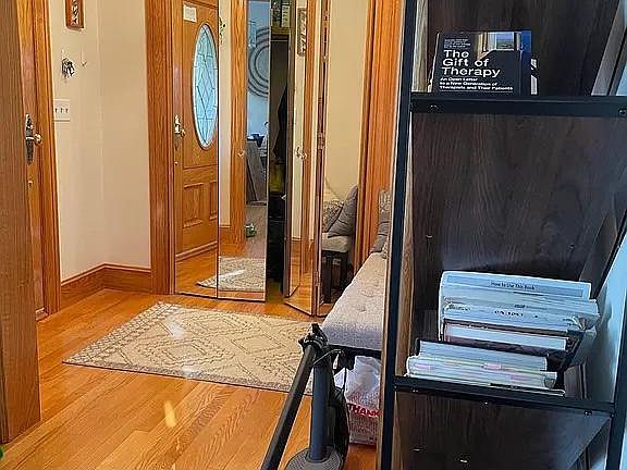 3rd image of 18 Silk St #1