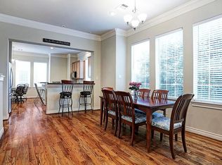 5960 Kansas St, Houston, TX 77007