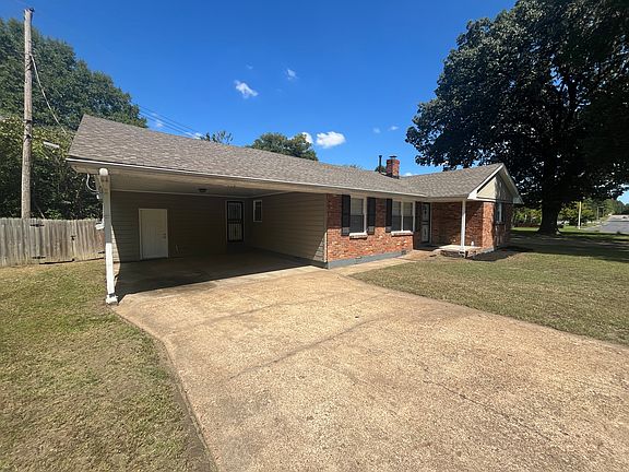 2nd image of 1720 Goodhaven Dr