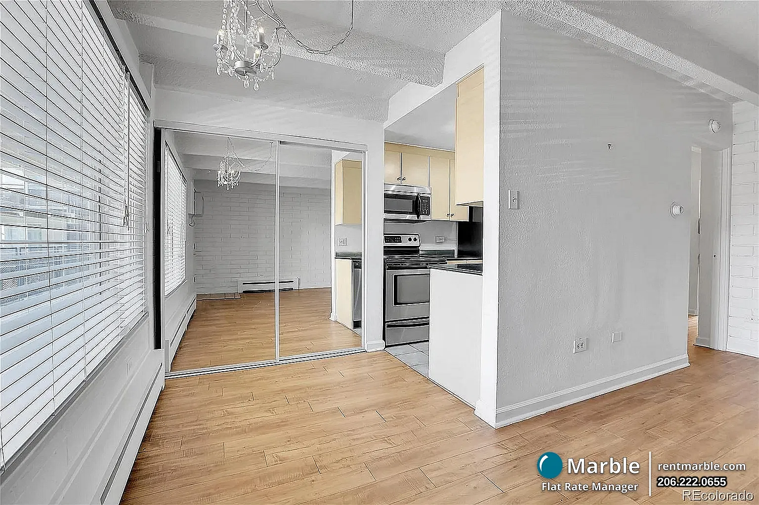 250 N Pearl St — Photo 4