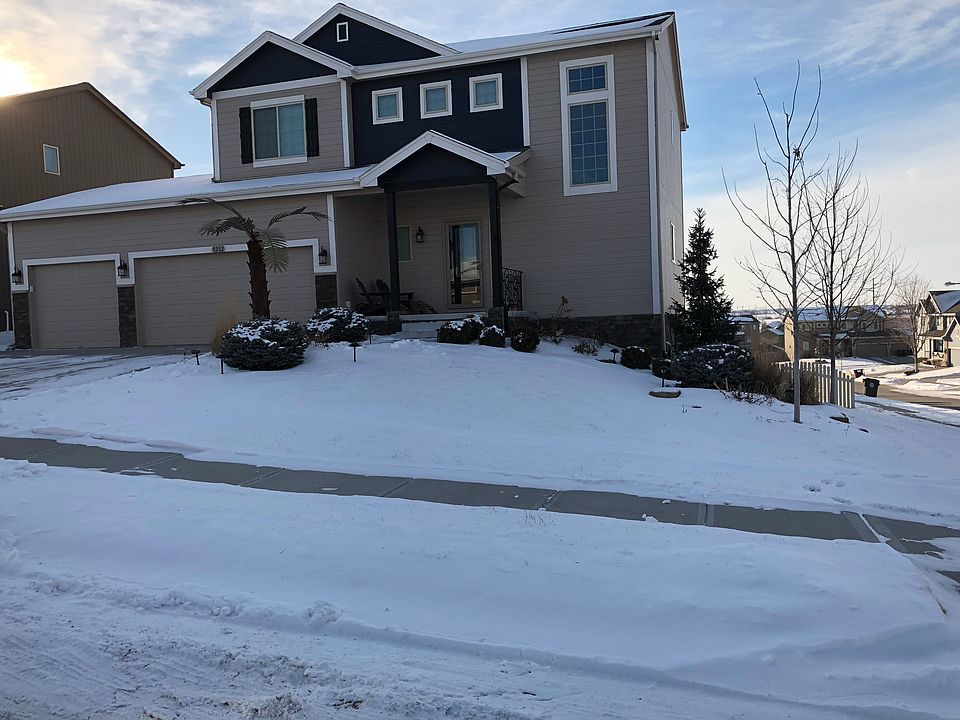 Front of house from 170th St