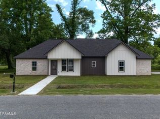 1009A Timber Trails Rd, Breaux Bridge, LA 70517