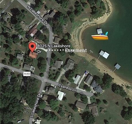 4th image of 8025 N Lakeshore Dr