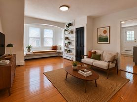 159 Brown St, Waltham, MA