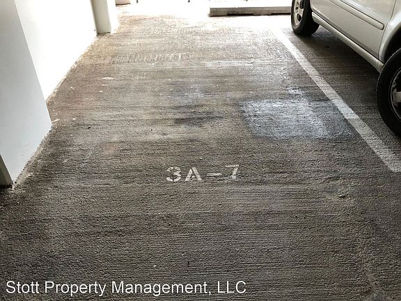 5th image of 430 Keoniana St APT 1205