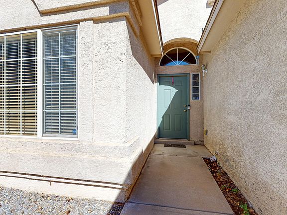 3rd image of 10423 Calle Chulita NW