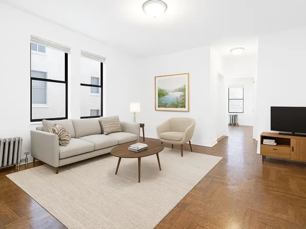 105 Pinehurst Avenue image 1 of 9