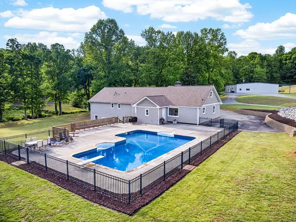 165 Porter Springs Rd, Dahlonega, GA 30533