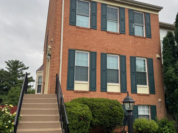 20944 Rootstown Ter, Ashburn, VA 20147