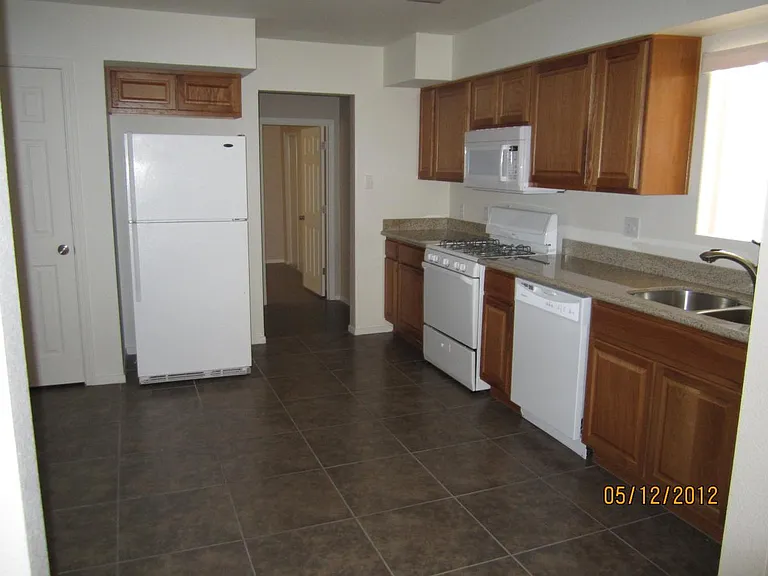 4162 Canal St — Photo 5