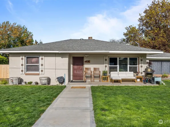 283 NE Deccio Road, College Place, WA 99324