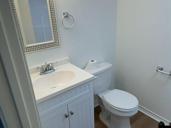 3rd image of 20402 Birchmont Dr
