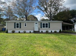 11 Skylark Rd, Colchester, CT 06415