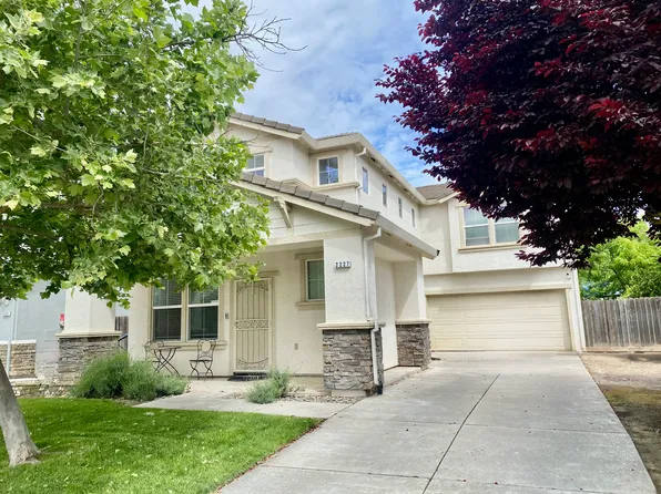 2227 Tahoe Timber Way, Riverbank, CA 95367